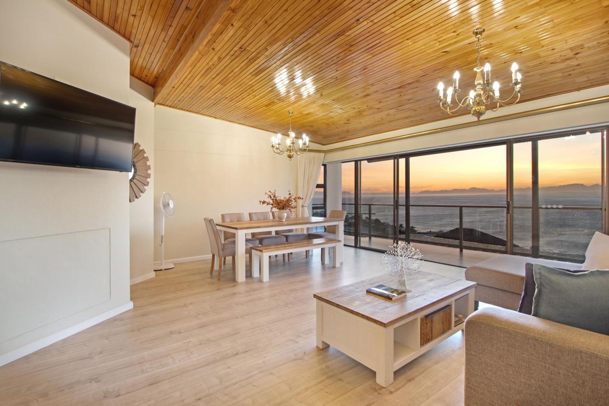 Zaria Sun Penthouse By Hostagents Apartment Kapstadt