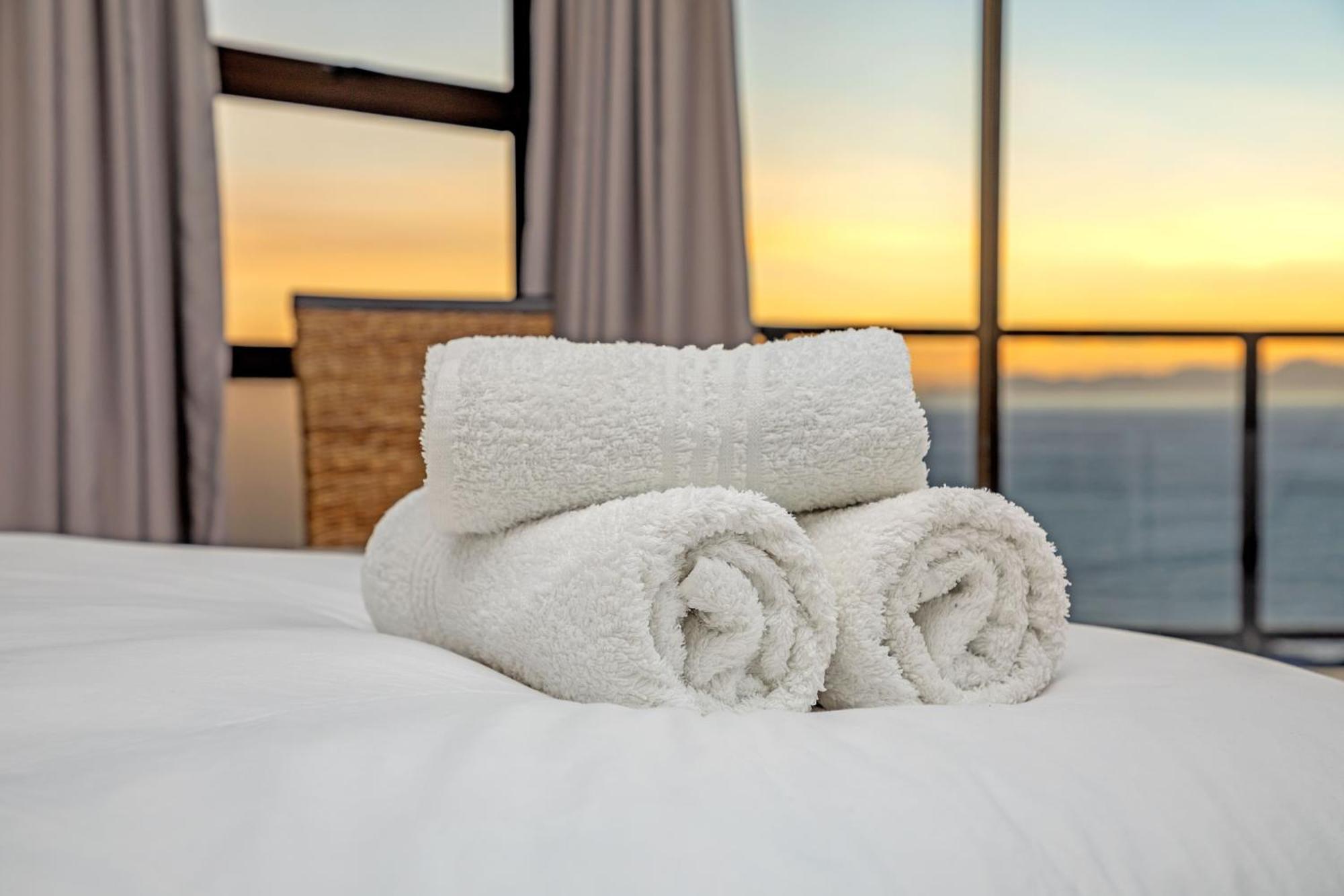 Apartment Zaria Sun Penthouse By Host Agents Cape Town