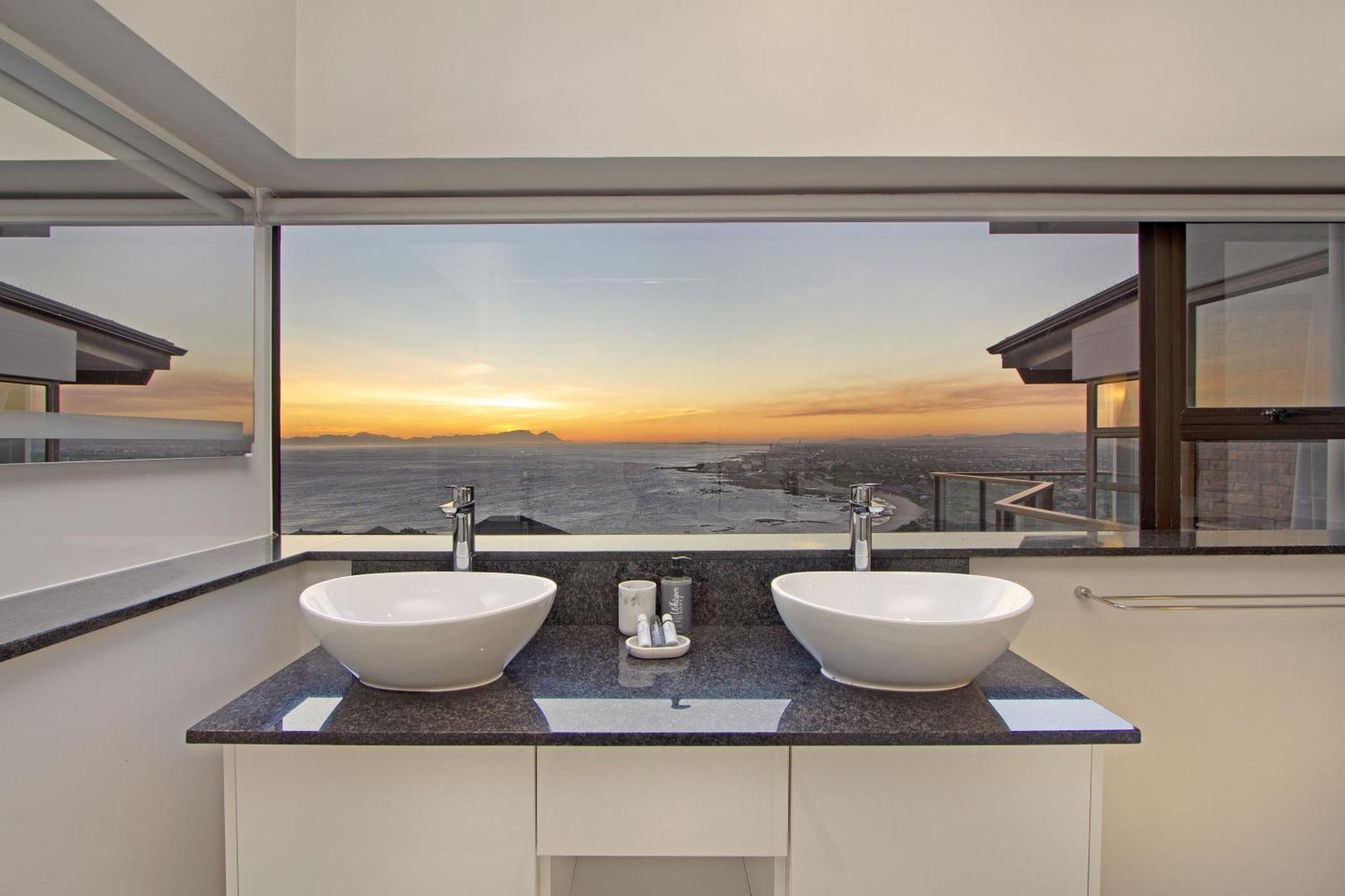 Zaria Sun Penthouse By Host Agents